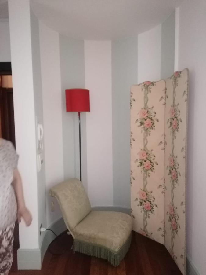 Le Finestre Sugli Ulivi Apartman Desenzano del Garda Kültér fotó