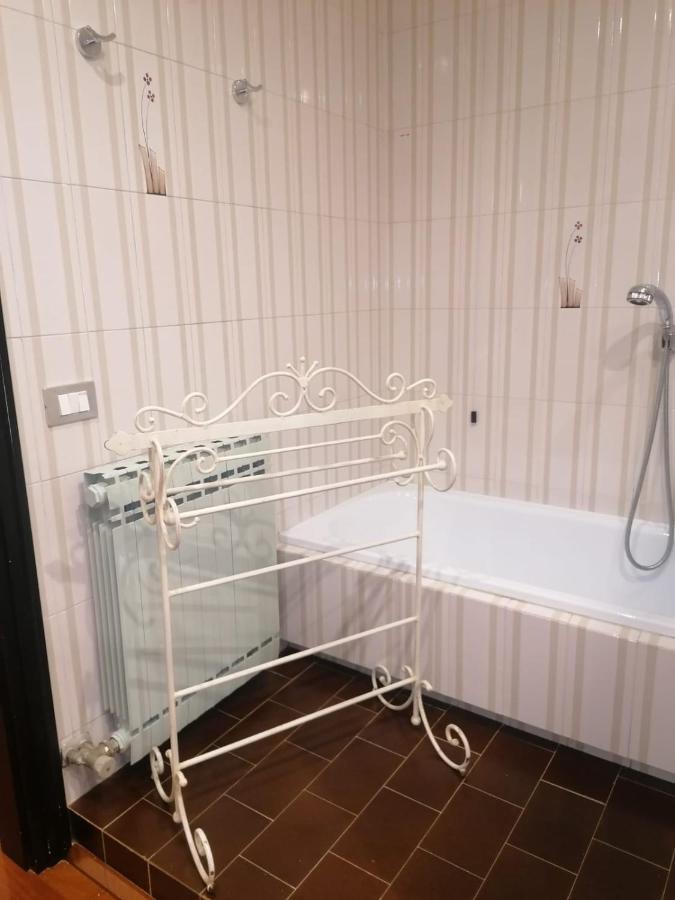 Le Finestre Sugli Ulivi Apartman Desenzano del Garda Kültér fotó