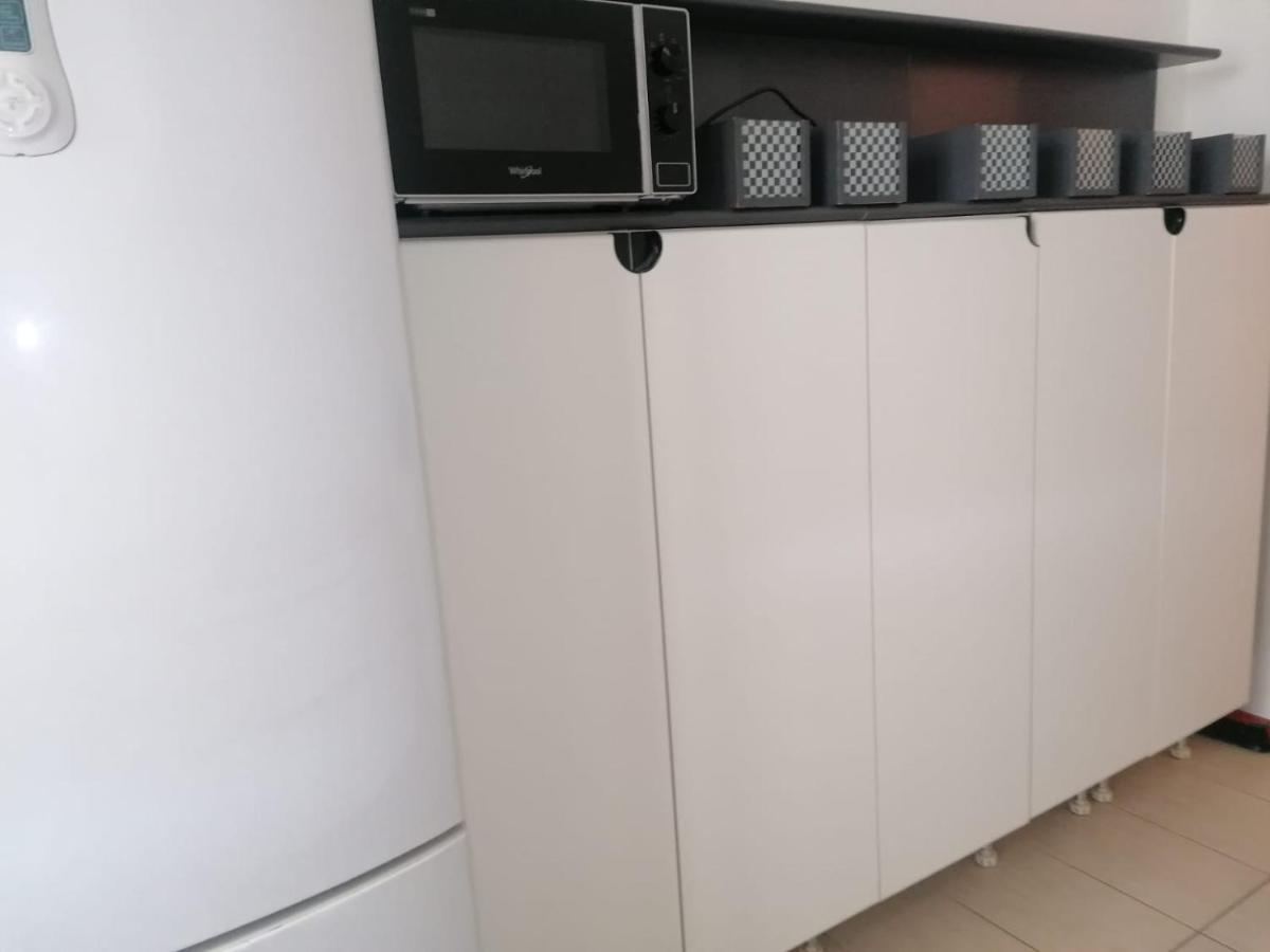 Le Finestre Sugli Ulivi Apartman Desenzano del Garda Kültér fotó