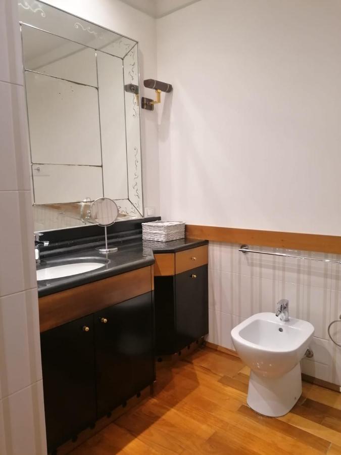 Le Finestre Sugli Ulivi Apartman Desenzano del Garda Kültér fotó